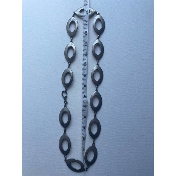 Y2K Silver Tone Pewter Look Open Oval Belt - Missing Chain - Picture 4 of 7